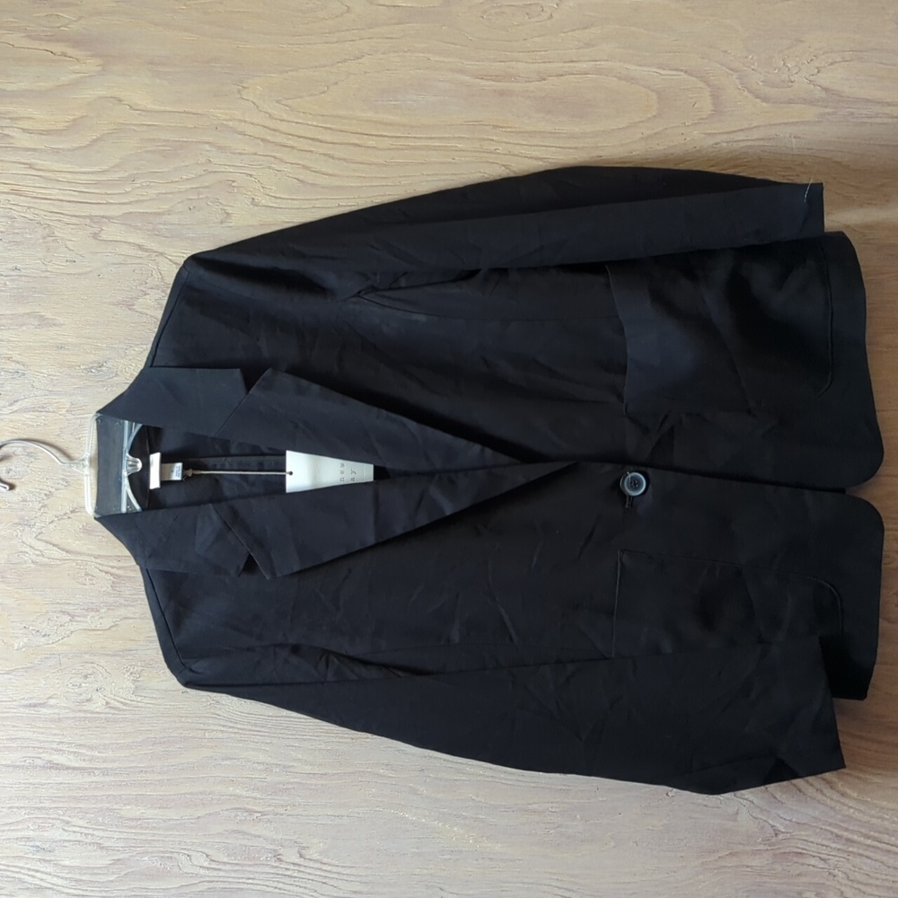 NWT Women's Relaxed Fit Essential Blazer - A New Day™ Black Size Small - Picture 2 of 7